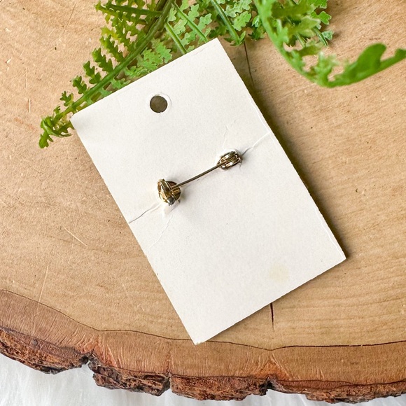 1979 World's Greatest Tennis Player Metal Enamel Lapel Pin Pinback SWIB Vintage - Picture 2 of 3